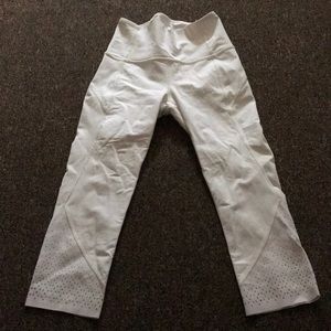 Lululemon cropped